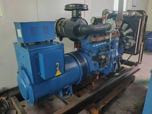 张家川100kW柴油发电机组使用多级机油有哪些优缺点？